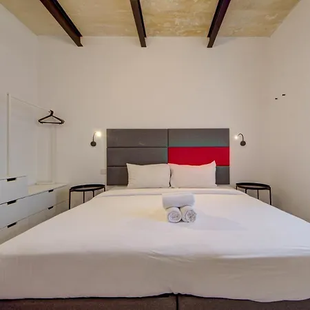 Guest house Casa Domenico 5 *