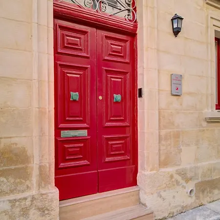 Guest house Casa Domenico 5 *